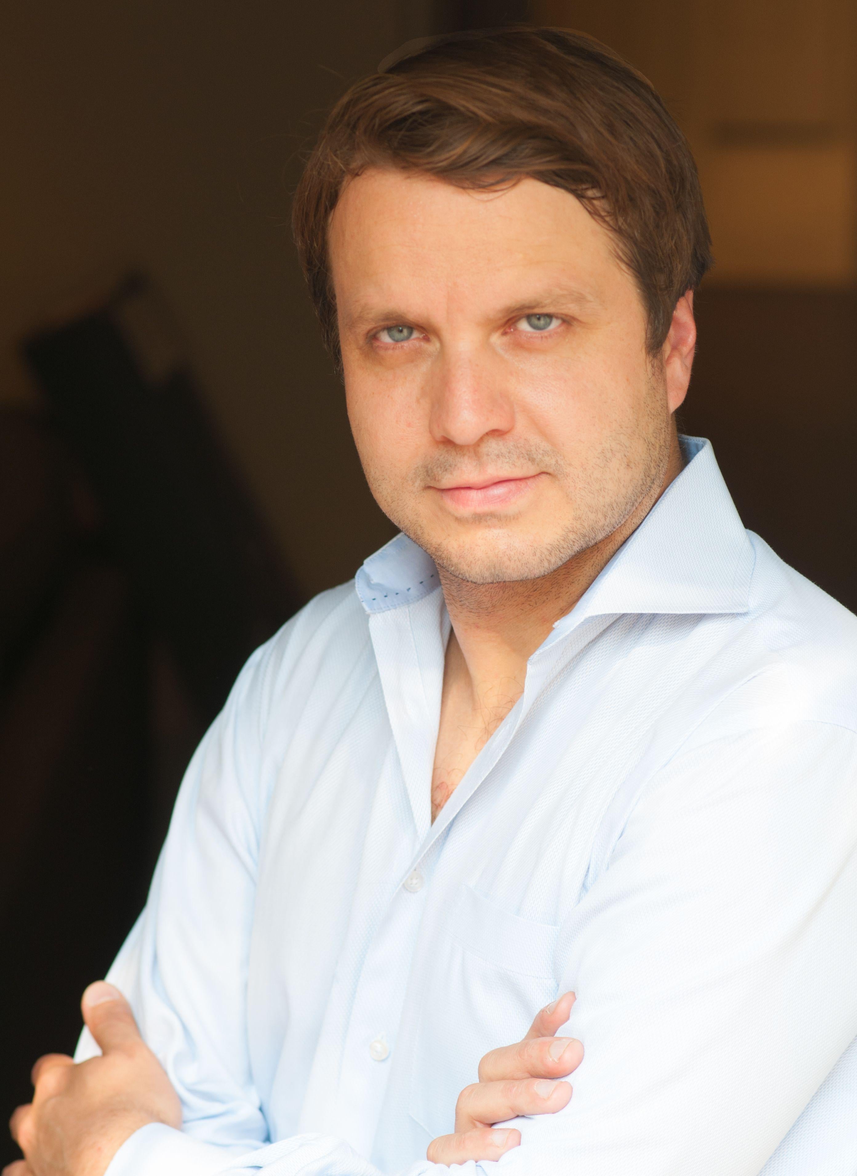 Georg Caspary headshot